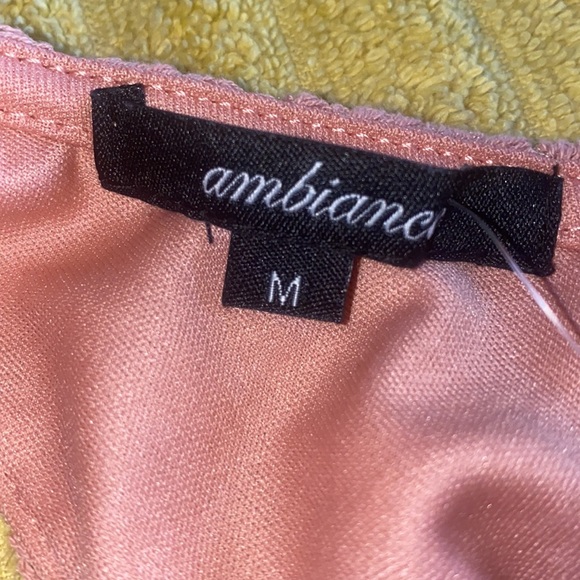 Ambiance - Picture 5 of 7